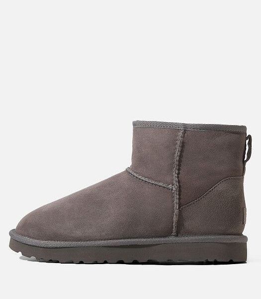 UGG Classic Mini II